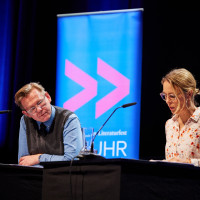 lit.RUHR 2024: 13.10.: "Ich mache keine Fehler." Tobias Rüther und Anneke Kim Sarnau über Wolfgang Herrndorf ©Anna Spindelndreier